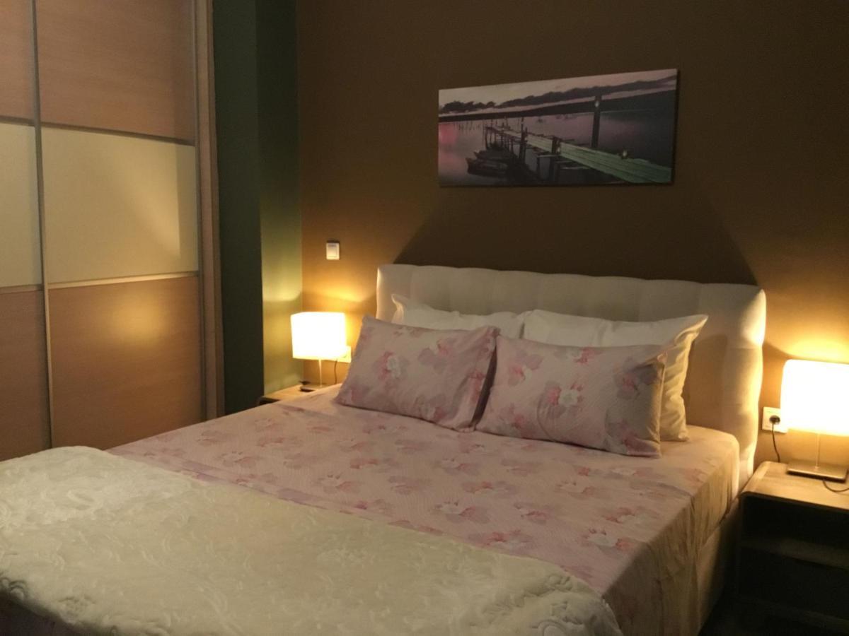 Luxury With Sauna And Free Parking Near Acropolis Athens Exterior photo